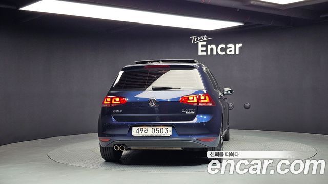 Volkswagen Golf (VII) 2.0 TDI Premium 2016 — фото 4