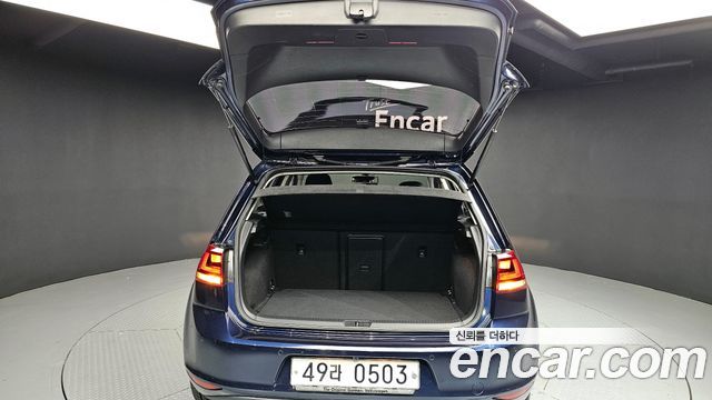Volkswagen Golf (VII) 2.0 TDI Premium 2016 — фото 24