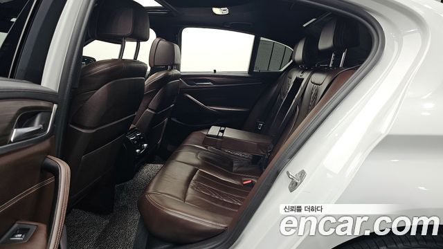 BMW 5 Series (G30) 520d M Sport Package Plus 2018 — фото 12