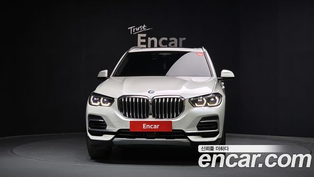 BMW X5 (G05) xDrive 40i xLine 2022 — фото 3