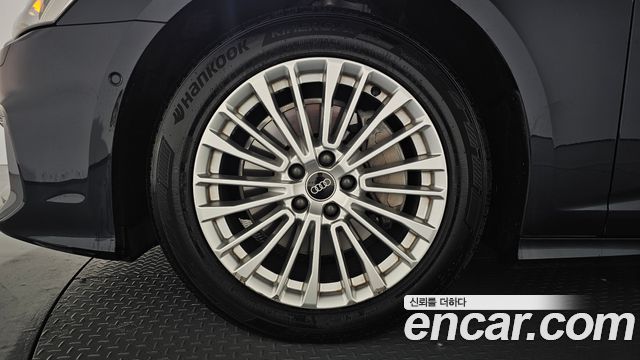 Audi A6 (C8) 45 TFSI Quattro Premium 2021 — фото 5