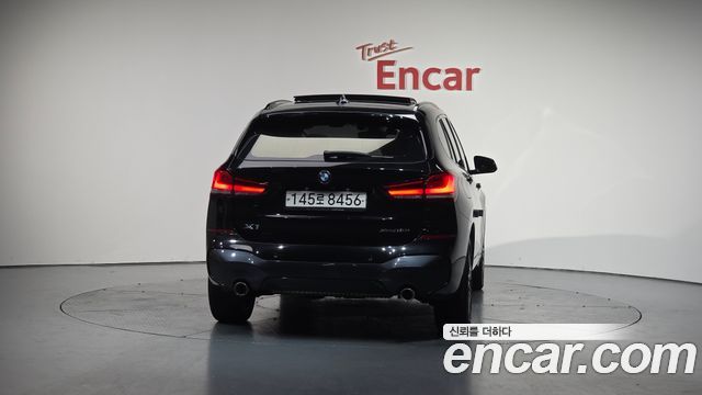 BMW X1 (F48) xDrive 20i M Sport 2022 — фото 4