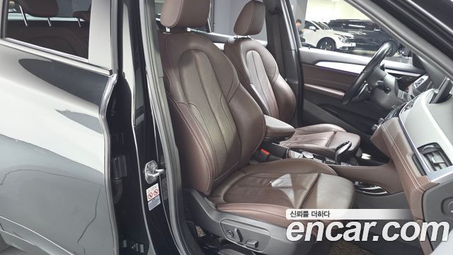 BMW X1 (F48) xDrive 20i M Sport 2022 — фото 10