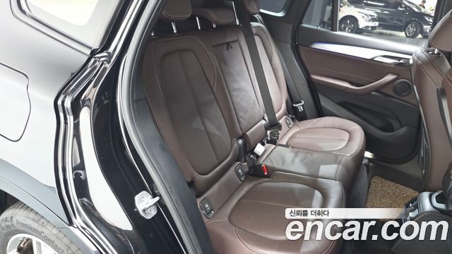 BMW X1 (F48) xDrive 20i M Sport 2022 — фото 12