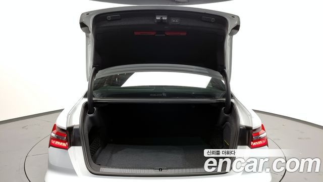 Audi A6 (C8) 45 TFSI Quattro Premium 2023 — фото 20