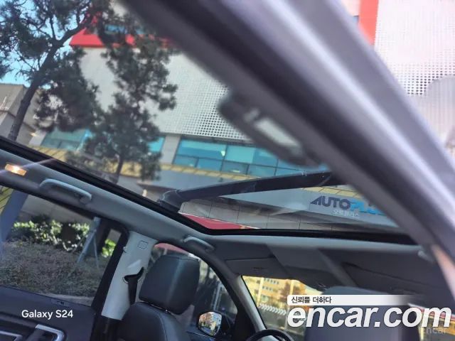 Land Rover Discovery Sport 2.0 TD4 SE 2016 — фото 15