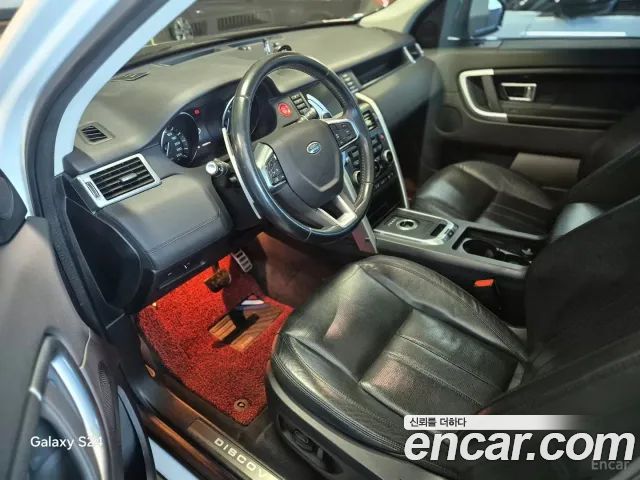 Land Rover Discovery Sport 2.0 TD4 SE 2016 — фото 16