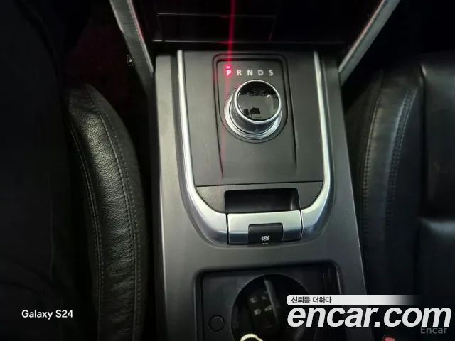 Land Rover Discovery Sport 2.0 TD4 SE 2016 — фото 21