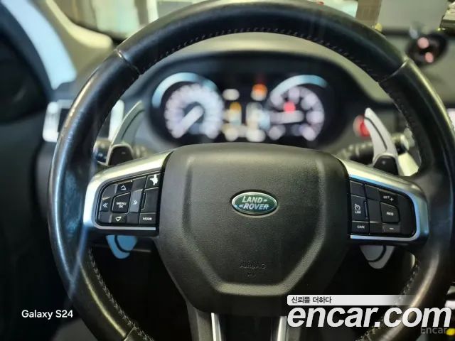 Land Rover Discovery Sport 2.0 TD4 SE 2016 — фото 22