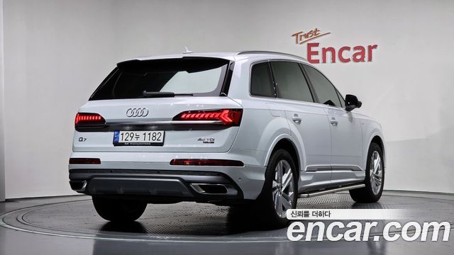 Audi Q7 (4M) 45 TDI Quattro Premium 2022 — фото 2