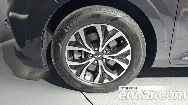 Kia Carnival (IV) Diesel 9-Seater Prestige 2021 — фото 5