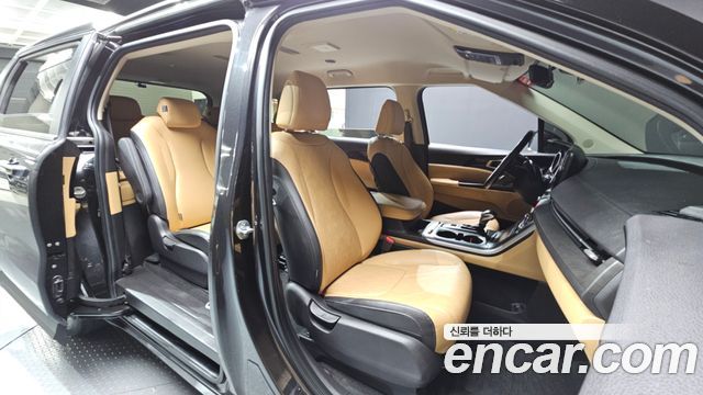 Kia Carnival (IV) Diesel 9-Seater Prestige 2021 — фото 12