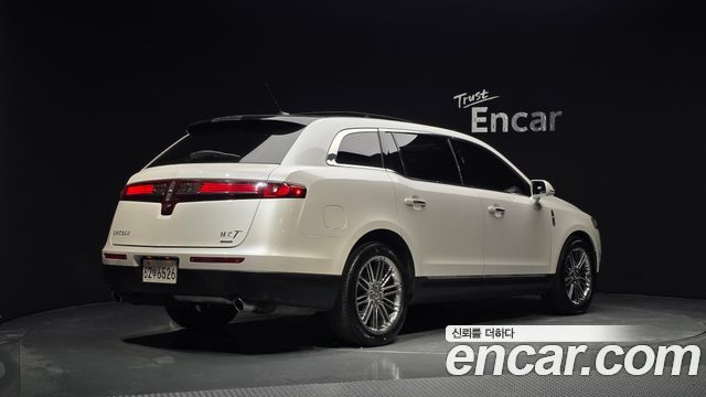 Lincoln MKT 3.5 2014 — фото 2