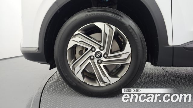 Hyundai Santa Fe Gasoline 2.5T 2WD Exclusive 2022 — фото 5