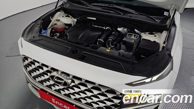 Hyundai Santa Fe Gasoline 2.5T 2WD Exclusive 2022 — фото 6