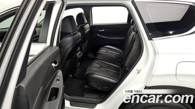 Hyundai Santa Fe Gasoline 2.5T 2WD Exclusive 2022 — фото 11