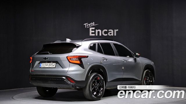 Chevrolet Trax Crossover 1.2 Red Line 2025 — фото 2