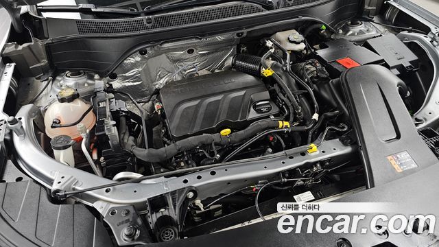 Chevrolet Trax Crossover 1.2 Red Line 2025 — фото 6