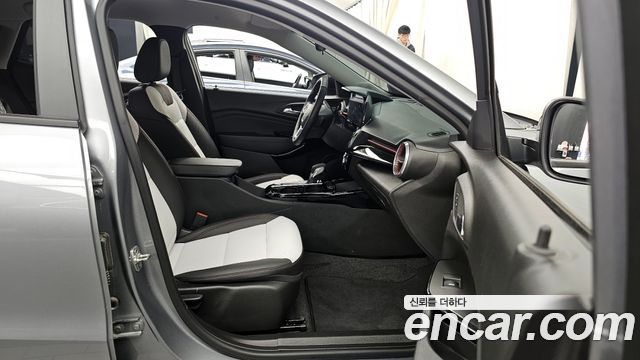 Chevrolet Trax Crossover 1.2 Red Line 2025 — фото 11