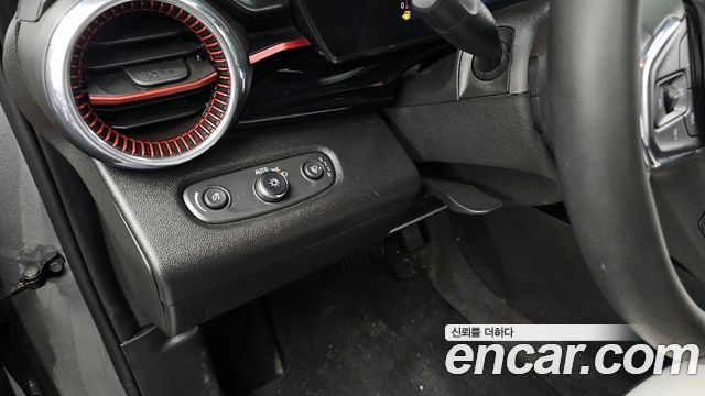 Chevrolet Trax Crossover 1.2 Red Line 2025 — фото 18