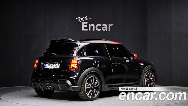 MINI Cooper S JCW Pat Moss Edition 3rd 2023 — фото 2
