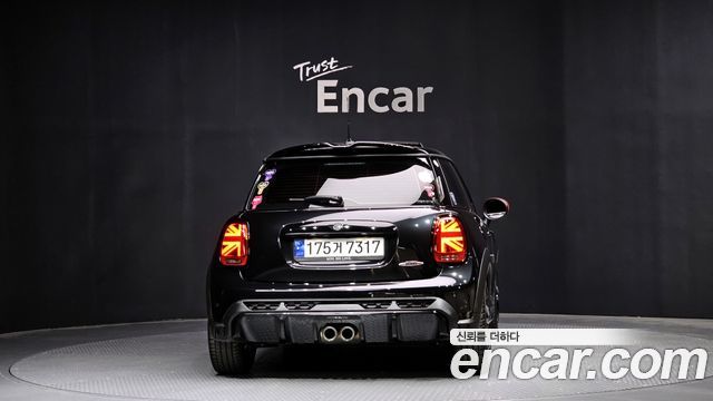 MINI Cooper S JCW Pat Moss Edition 3rd 2023 — фото 4