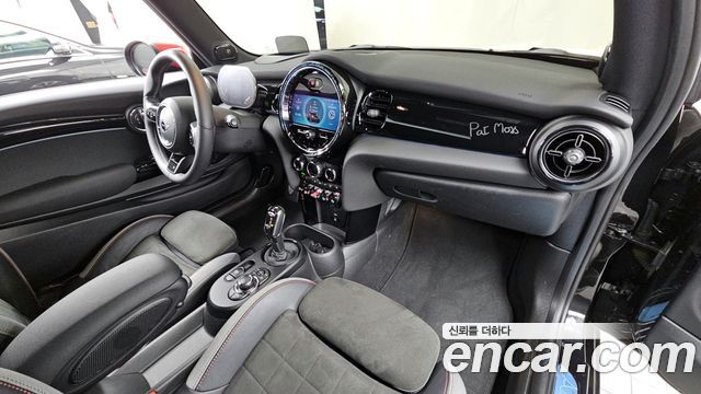 MINI Cooper S JCW Pat Moss Edition 3rd 2023 — фото 7