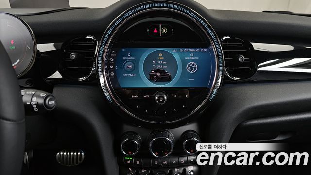 MINI Cooper S JCW Pat Moss Edition 3rd 2023 — фото 14