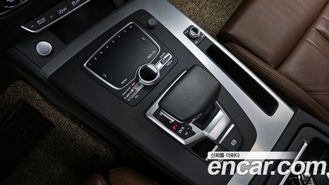 Audi Q5 (FY) 40 TDI Quattro Premium 2020 — фото 9