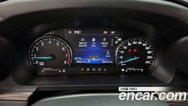 Ford Explorer (VI) 2.3 LimIted 4WD 2022 — фото 8