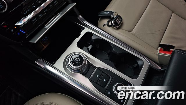 Ford Explorer (VI) 2.3 LimIted 4WD 2022 — фото 9