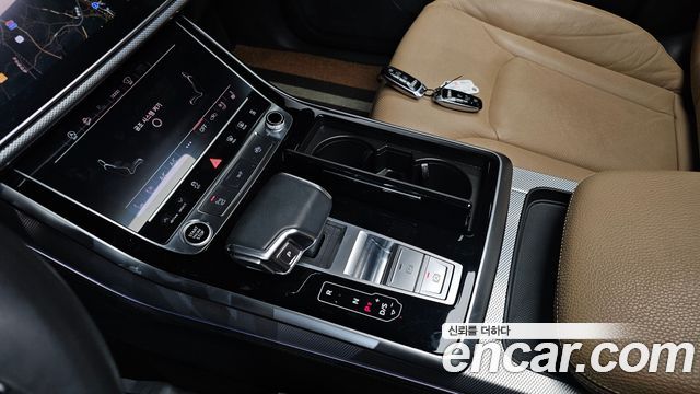 Audi Q8 (4M) 45 TDI Quattro Premium 2021 — фото 9