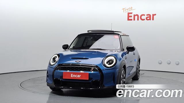 MINI Cooper S Classic Third Generation 2023 — фото 3