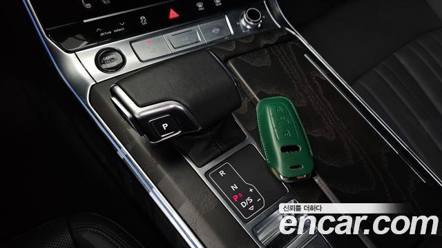 Audi A6 (C8) 45 TFSI Quattro Premium 2023 — фото 9