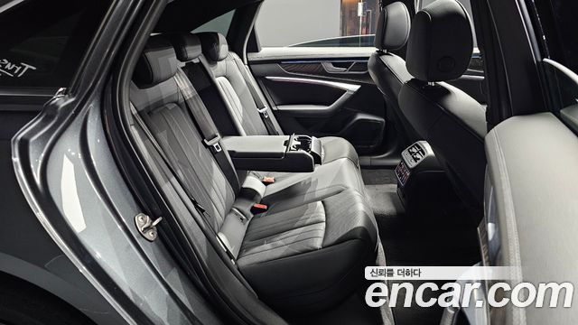 Audi A6 (C8) 45 TFSI Quattro Premium 2023 — фото 12