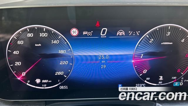 Mercedes-Benz V-Class V300 CDI W447 2025 — фото 8