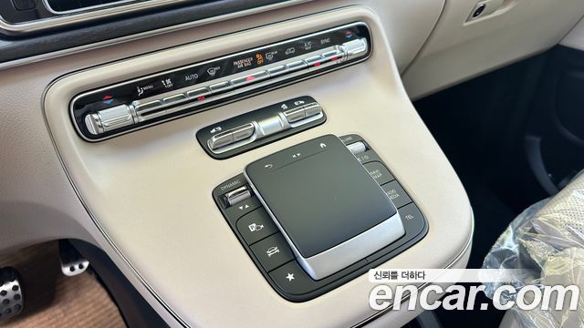 Mercedes-Benz V-Class V300 CDI W447 2025 — фото 19