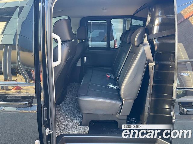Hyundai Staria Cargo 5-Seater Modern 2022 — фото 6