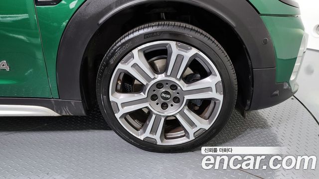 MINI Cooper S Countryman ALL4 Classic 2nd 2022 — фото 5