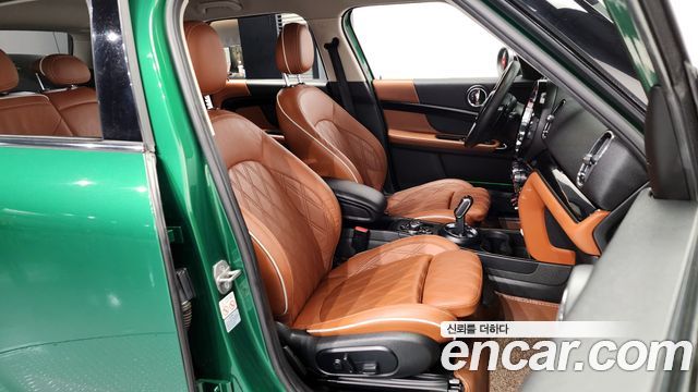 MINI Cooper S Countryman ALL4 Classic 2nd 2022 — фото 11