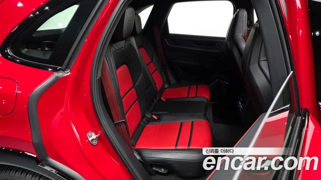 Porsche Cayenne (PO536) 4.0 GTS 2025 — фото 11