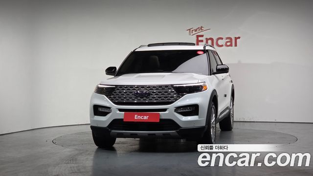 Ford Explorer (VI) 2.3 LimIted 4WD 2023 — фото 3