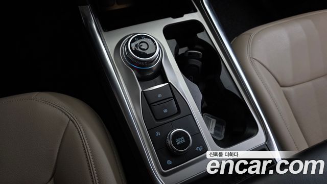 Ford Explorer (VI) 2.3 LimIted 4WD 2023 — фото 9