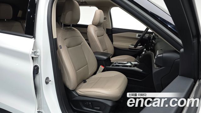 Ford Explorer (VI) 2.3 LimIted 4WD 2023 — фото 10