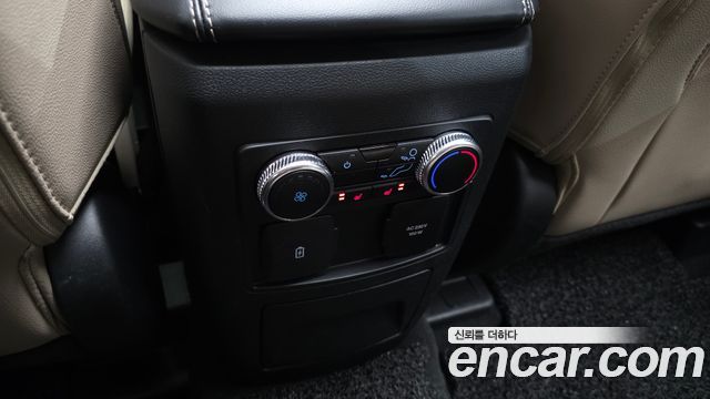 Ford Explorer (VI) 2.3 LimIted 4WD 2023 — фото 18