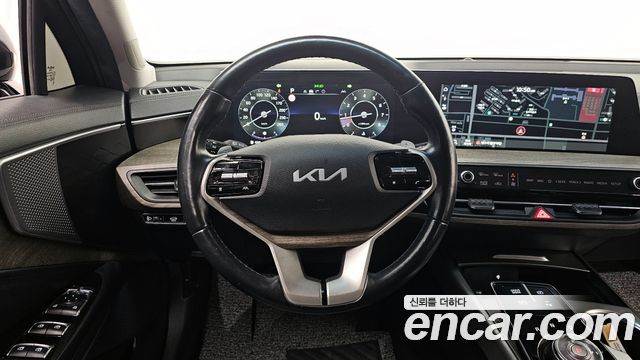 Kia K8 2.5 Gasoline 2WD Noblesse 2023 — фото 17