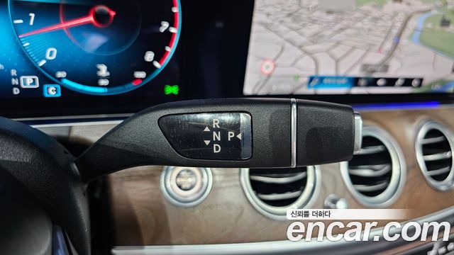 Mercedes-Benz E-Class (W213) E250 Exclusive 2021 — фото 9
