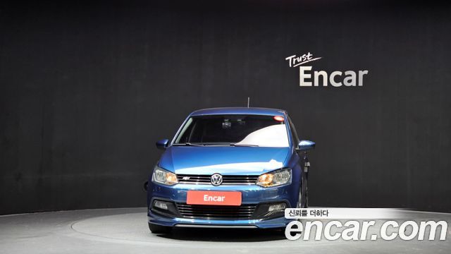 Volkswagen Polo 1.4 TDI R-Line 5th 2015 — фото 3
