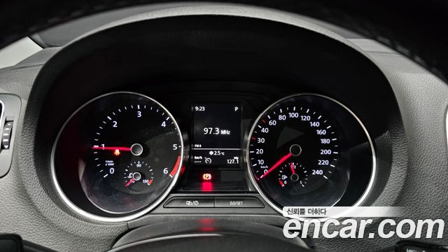 Volkswagen Polo 1.4 TDI R-Line 5th 2015 — фото 8