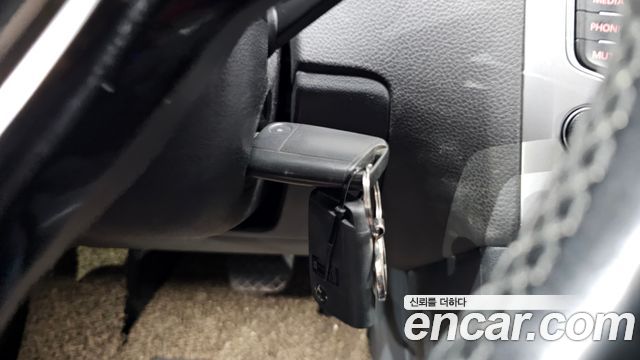 Volkswagen Polo 1.4 TDI R-Line 5th 2015 — фото 17